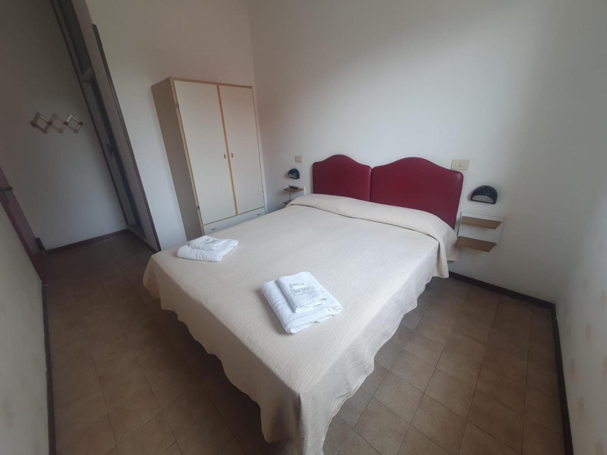 רימיני Hotel Ideale Young People Under 40 מראה חיצוני תמונה